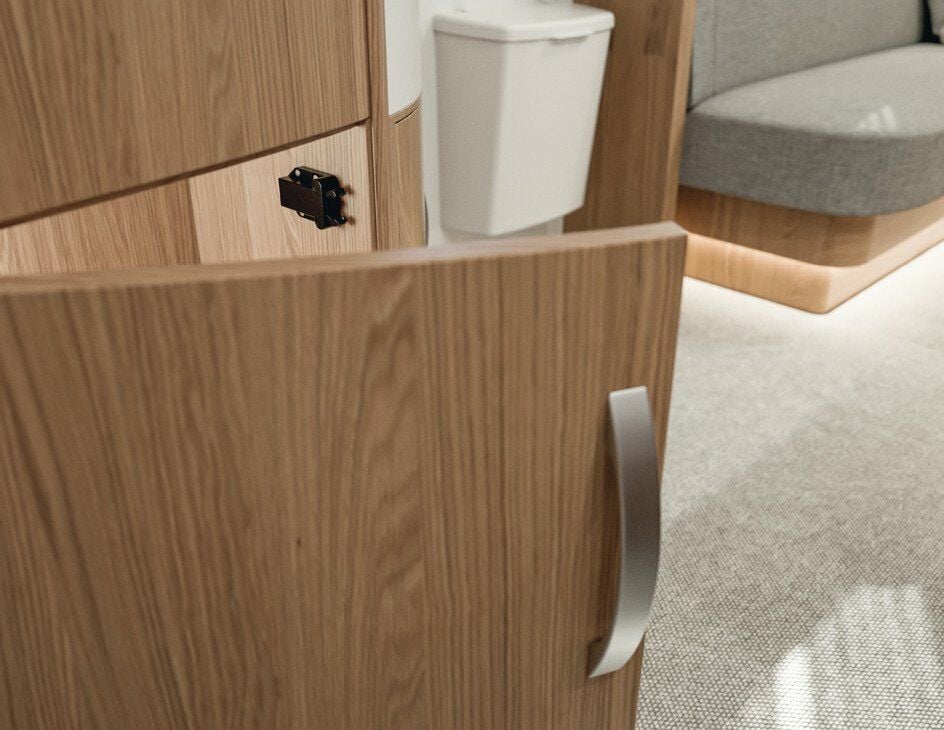 Hafele Plastik Yaylı Çıt Çıt, Siyah Renk